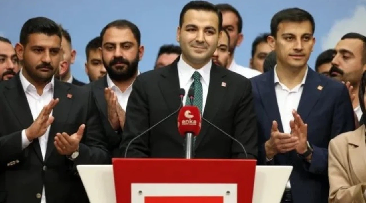 CHP Gençlik Kolları'nın yeni başkanı Cem Aydın oldu