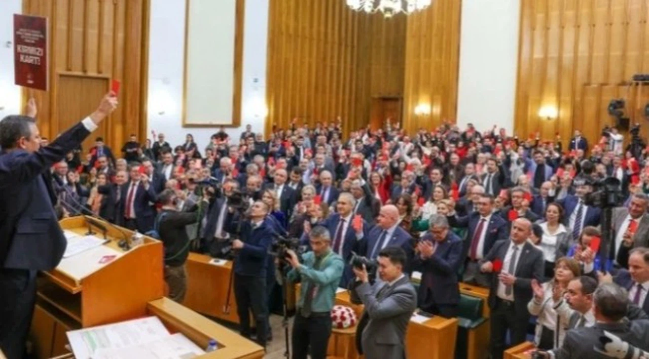 CHP 'kırmızı kart'ı ti'ye alan Erdoğan'a teşekkür etti