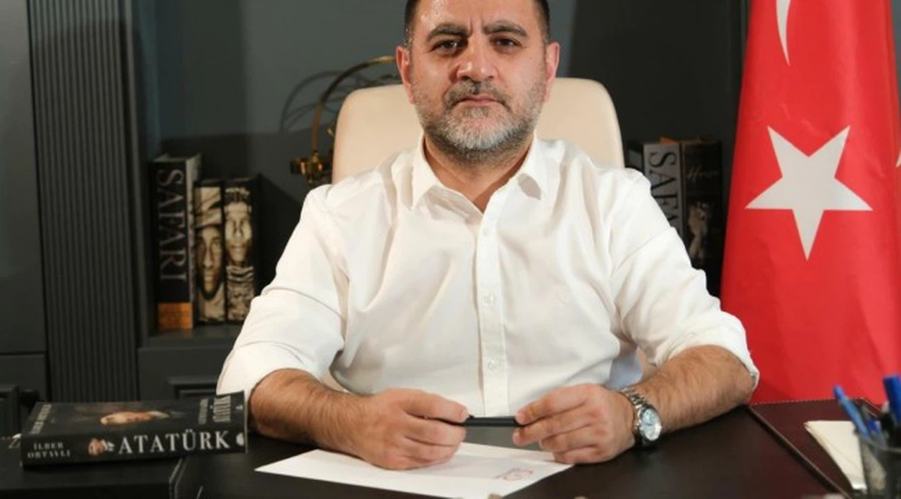 Genç Parti lideri Şahindur'dan gözaltı ve tutuklamalara tepki; Sarı Öküz hikayesine dönüyoruz