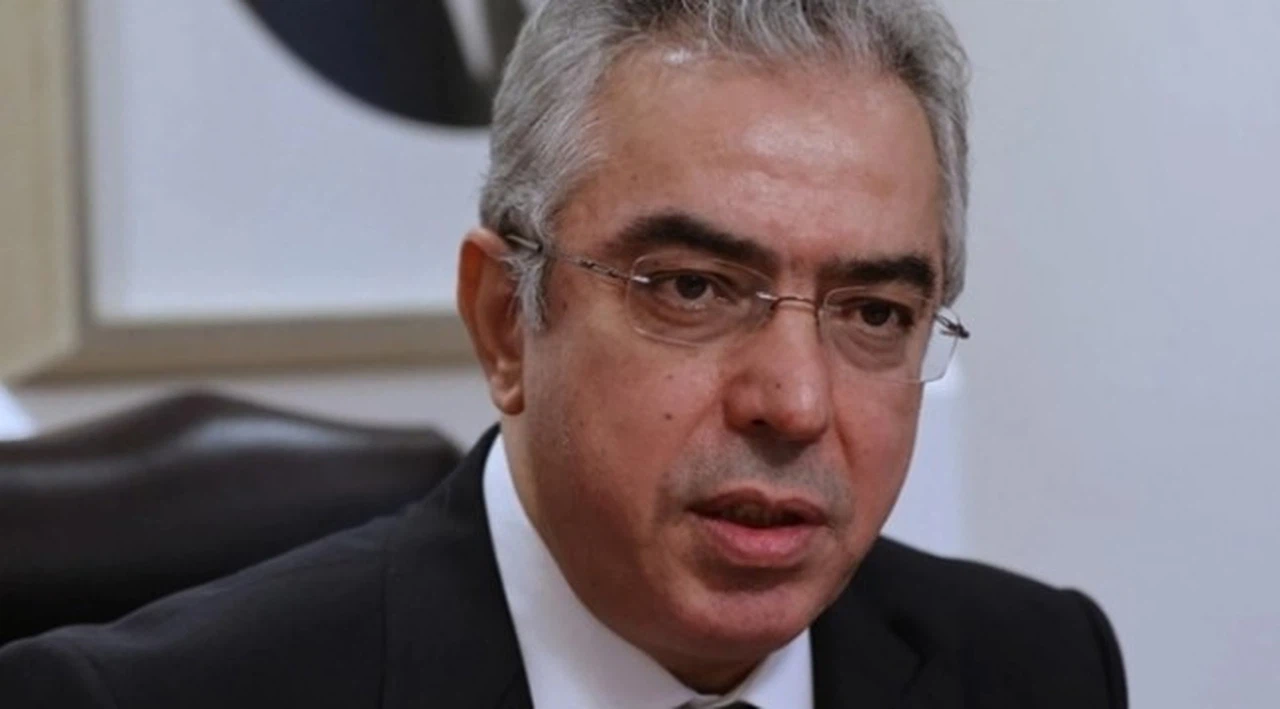 Mehmet Uçum: 27 Şubat çağrısı bağlayıcıdır ve o çerçevenin dışına çıkılmamalıdır