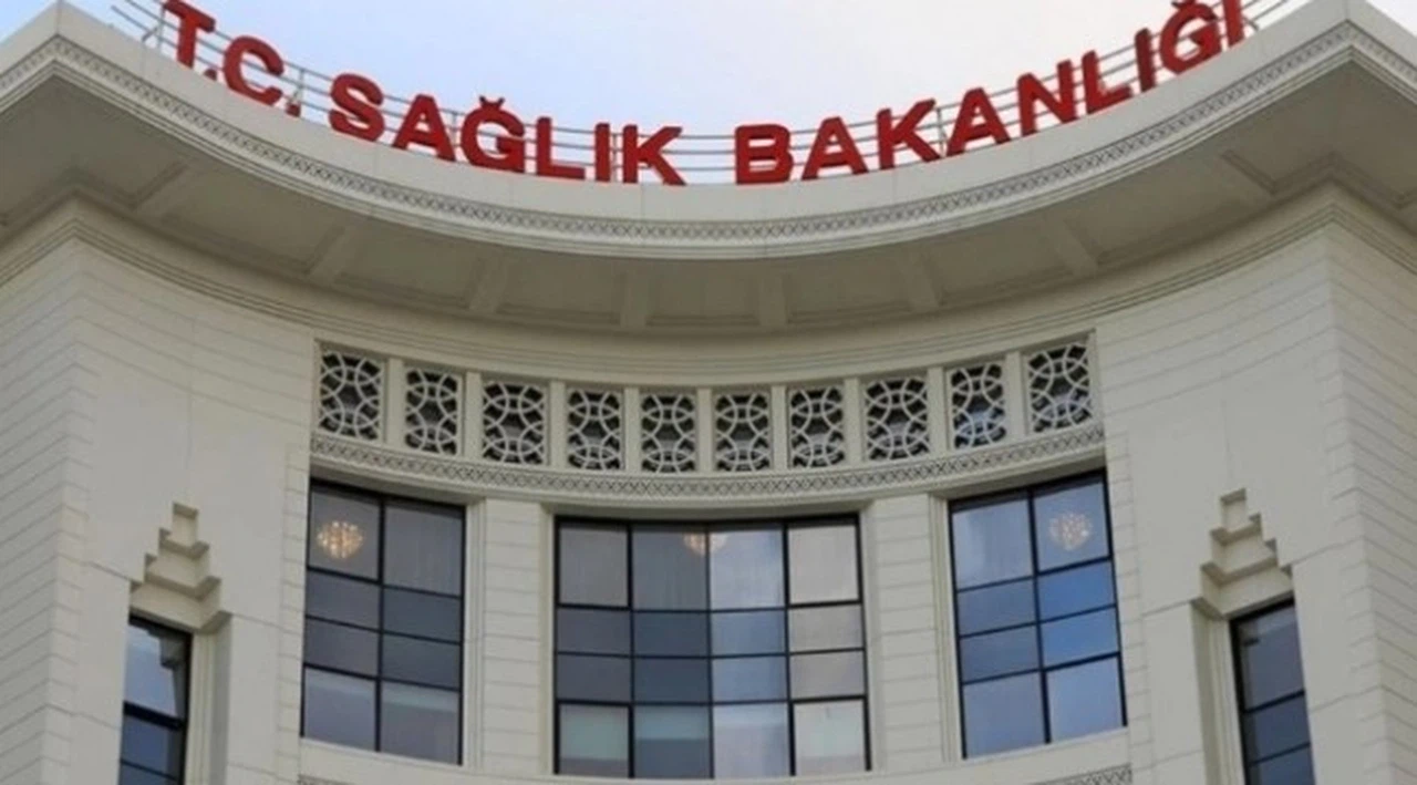 Sağlık Bakanlığı'ndan 81 ile yazı: Hastanelerin girişi ve bahçelerinde sahipsiz hayvan olmayacak