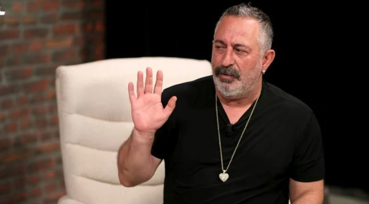 Cem Yılmaz sessizliğini bozdu: 'İmamoğlu' demeden 'Her Şey Çok Güzel Olacak' dedi! 'Sen giderken ben dönüyordum'