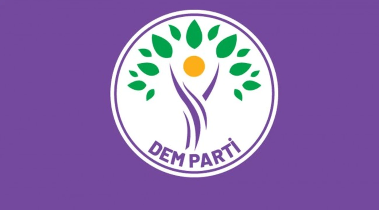 Terör örgütü PKK'nın açıklaması sonrası DEM Parti'den ilk yorum: 'Meclis sorumluluk almalı'