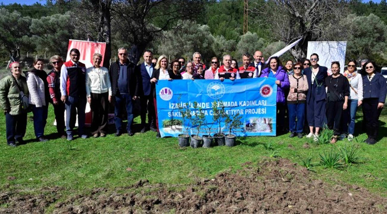 Yarımada Kadınları Sakız Ağacına Can Katıyor
