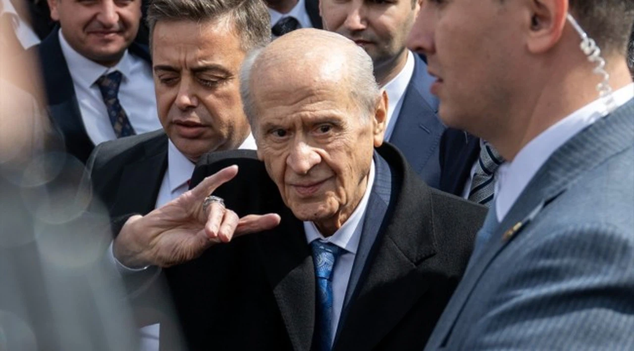 66 gün sonra ilk kez görüntü vermişti: Fatih Portakal, Bahçeli'deki o ayrıntılara dikkat çekti