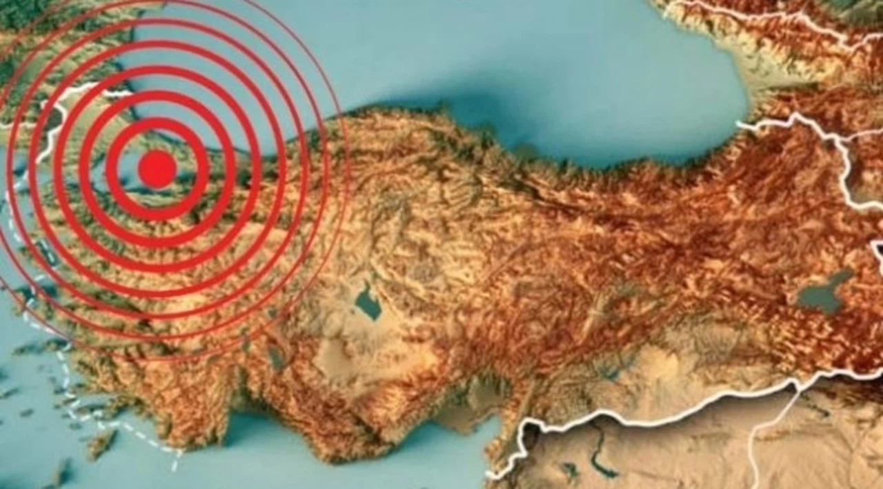 Kandilli Rasathanesi'nden 6.2'lik deprem açıklaması! 'Denizde 8 şiddetinde...'