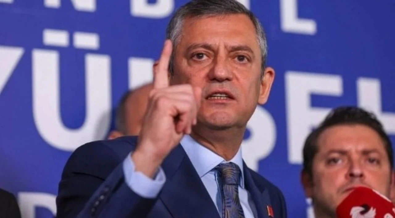 Özgür Özel, X'e seslendi: 'Erişim engeli taleplerini uygularsanız bu millet size ne yapar iyi düşünün'