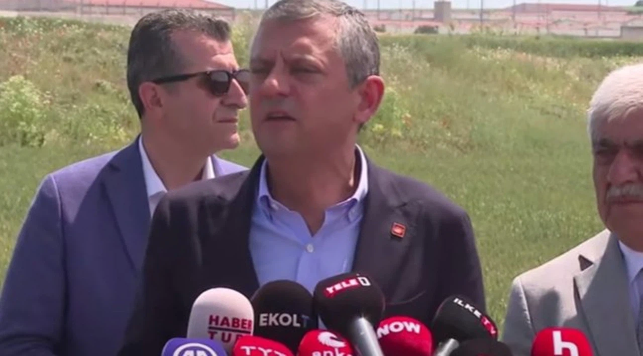 Özgür Özel Silivri'den seslendi... 4.dalga operasyonuna sert eleştiri: 'Fatih'ten başlıyorum, salı gününe kadar açıklayacağım'