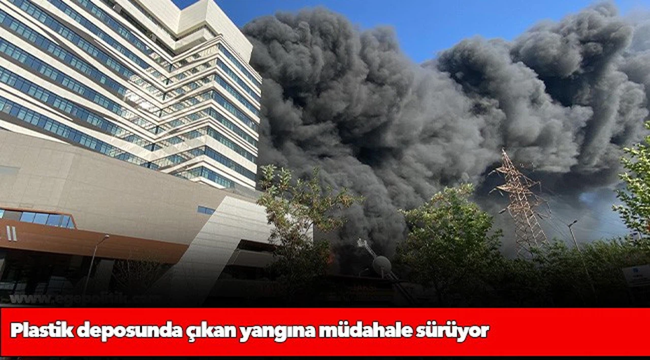 Plastik deposunda çıkan yangına müdahale sürüyor