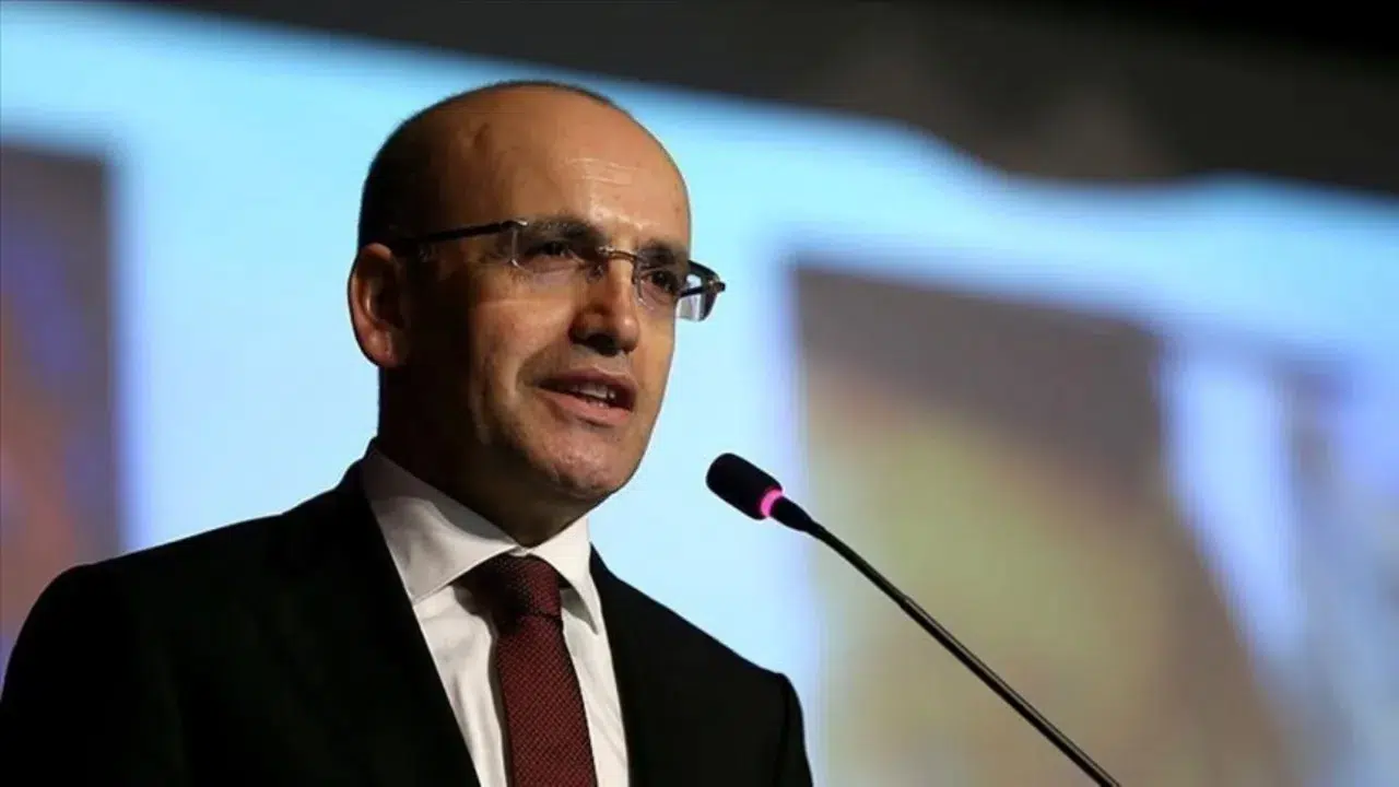 Kabinedeki son durumu değerlendirdi: 'Erdoğan onu hiçbir şekilde bırakmaz' dedi! İstese de istifa edemez
