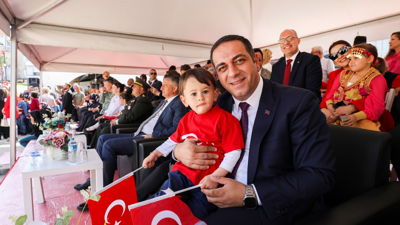 Minik hemşerilerin ilk hediyesi Narlıdere Belediyesi'nden