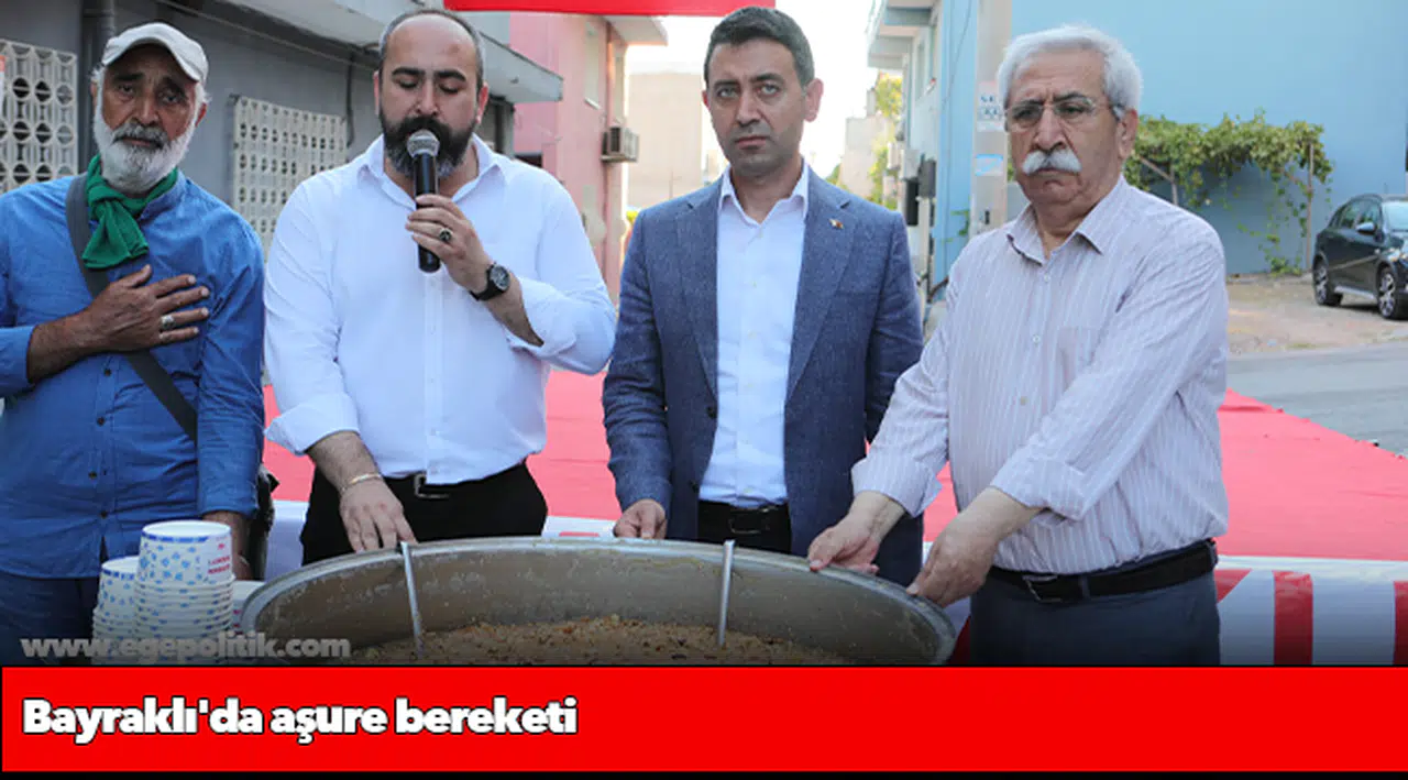 Bayraklı'da aşure bereketi