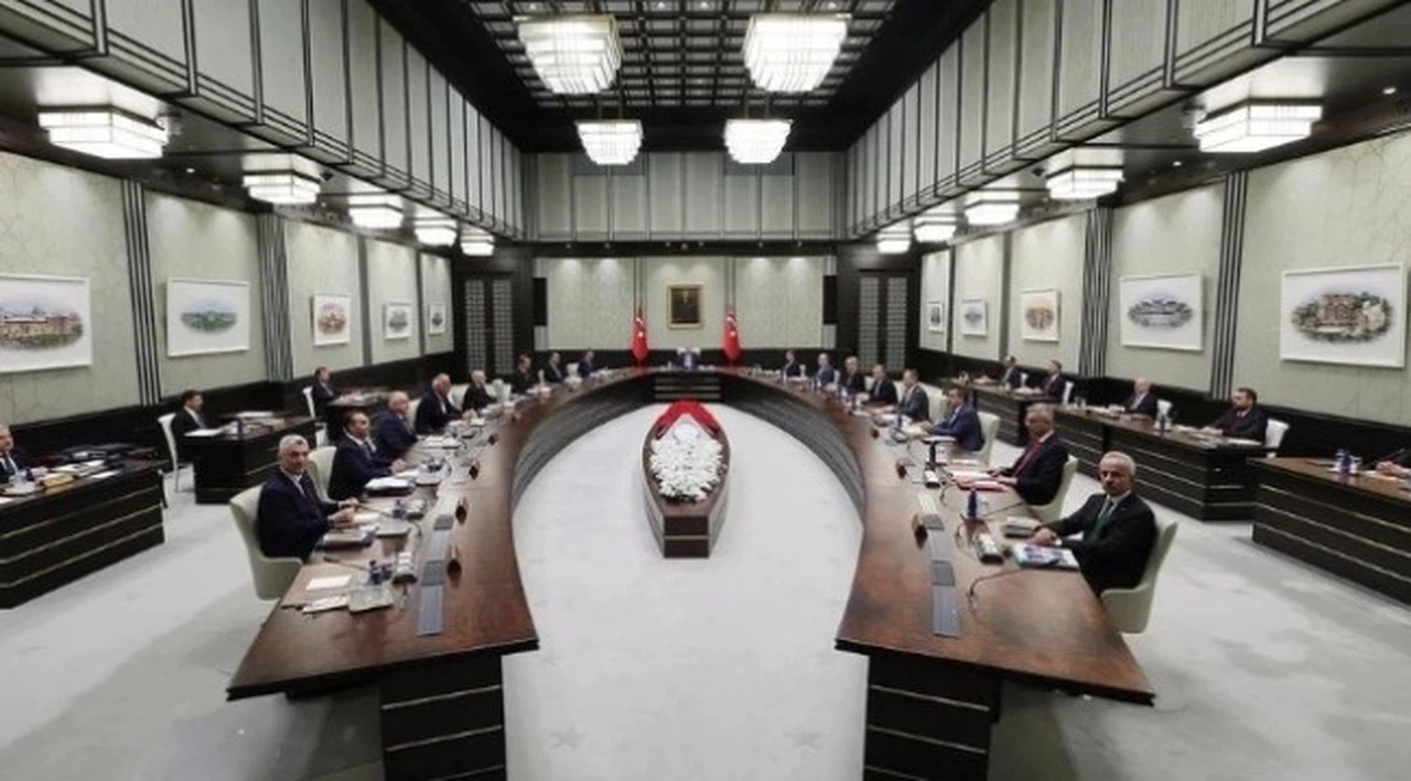 DMM, "kabine değişecek" iddialarını yalanladı