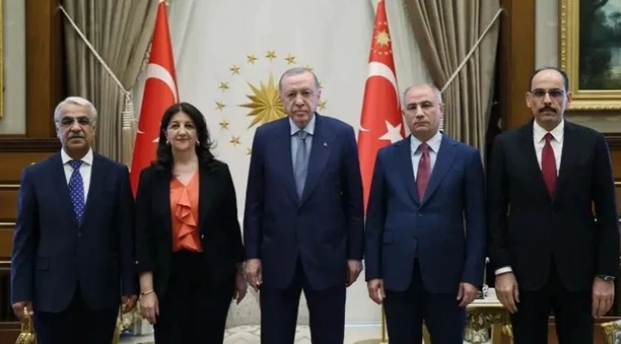 Erdoğan-DEM Parti heyeti zirvesi: Görüşme 1 saat sürdü