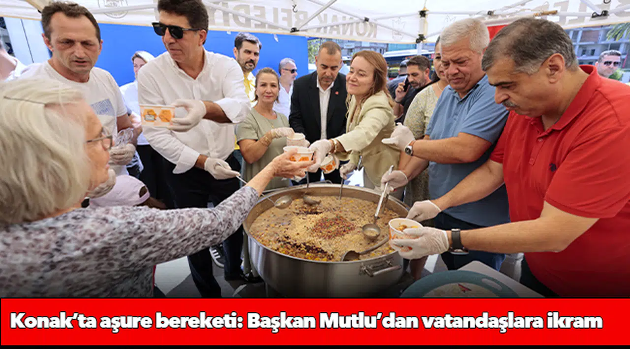 Konak’ta aşure bereketi: Başkan Mutlu’dan vatandaşlara ikram