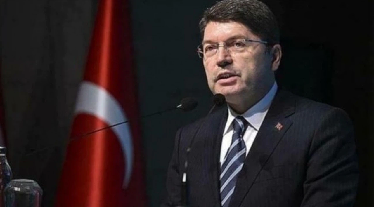 Leman dergisine dini değerlere hakaretten soruşturma açıldı
