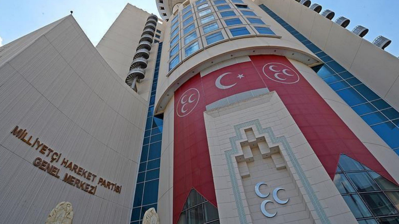 MHP'den cezaevlerindeki hasta tutuklular için çağrı: 'İyileşinceye kadar infaz geri bırakılsın'