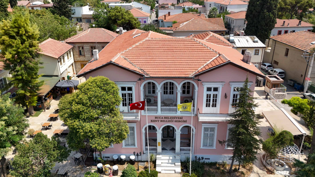 Kent Belleği Sergisi’ne Bucalı Göçmenoğlu'ndan tam not