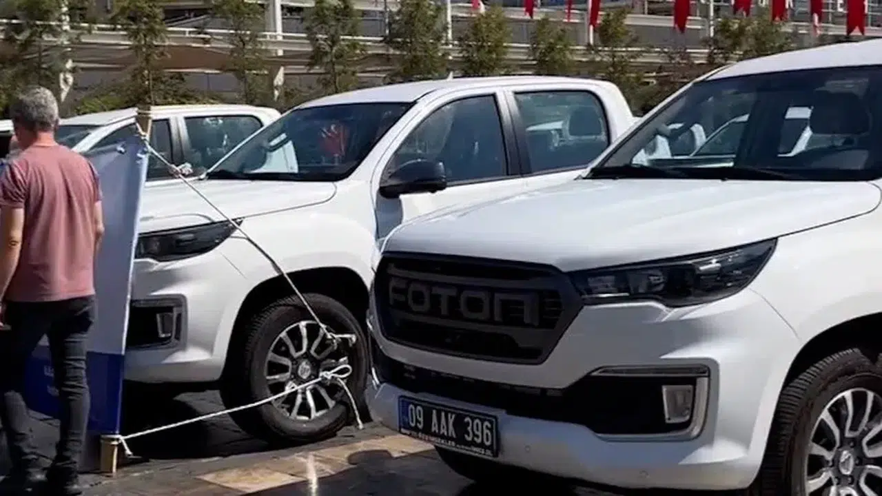 AK Parti’ye geçen Aydın Büyükşehir Belediyesi’nden ilk icraat: AAK plakalı araçlar ASKİ’nin filosunda