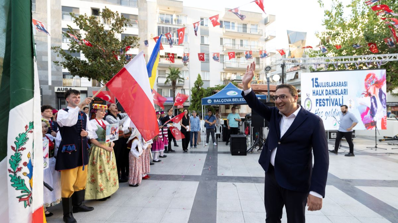 Halk Dansları Festivali’nden coşku dolu açılış