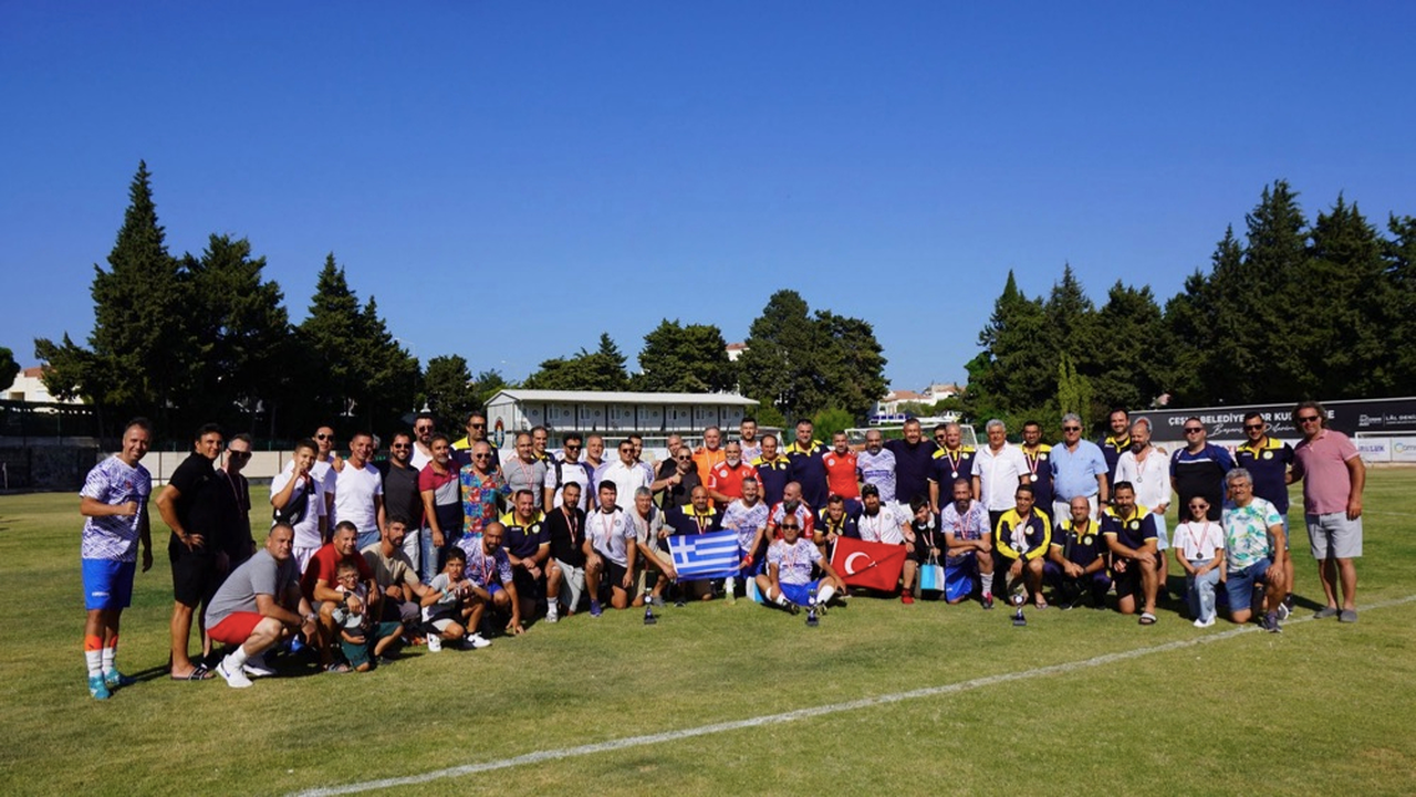 Çeşme – Sakız Master Futbol Turnuvası tamamlandı