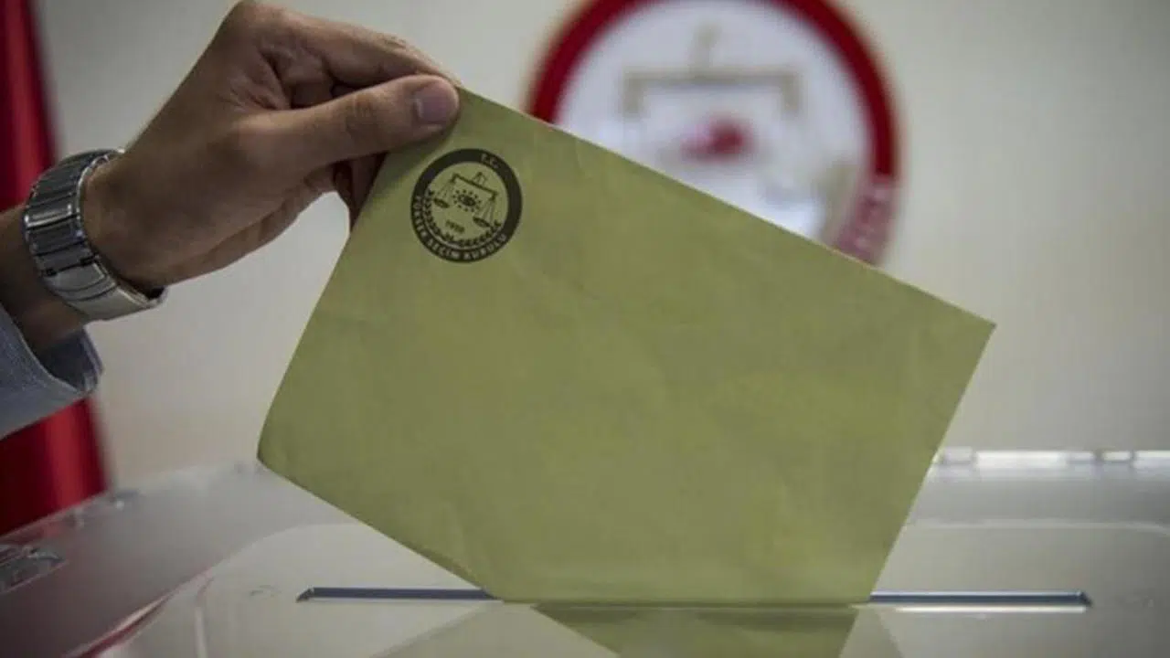20 şirketin ortalaması alındı: CHP'nin masasındaki son anket açıklandı