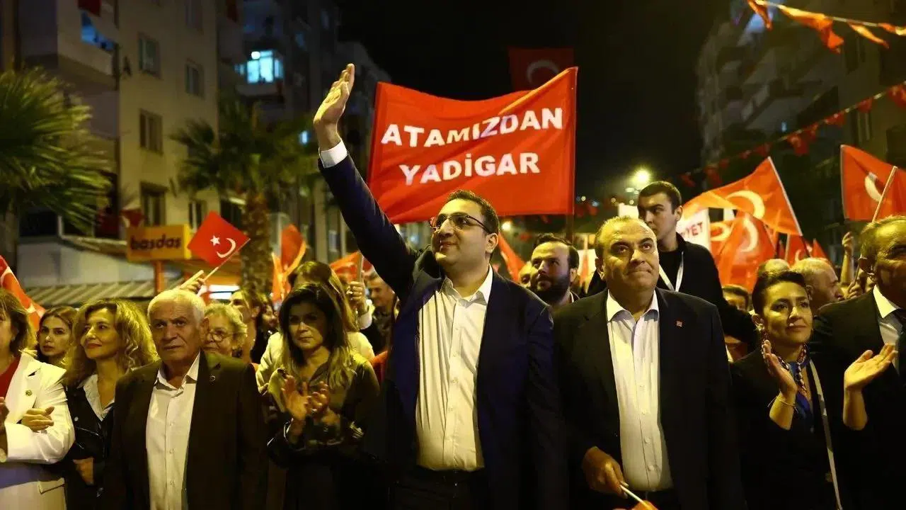 Balçova, Cumhuriyet’in İzinde Tek Yürek Oldu!