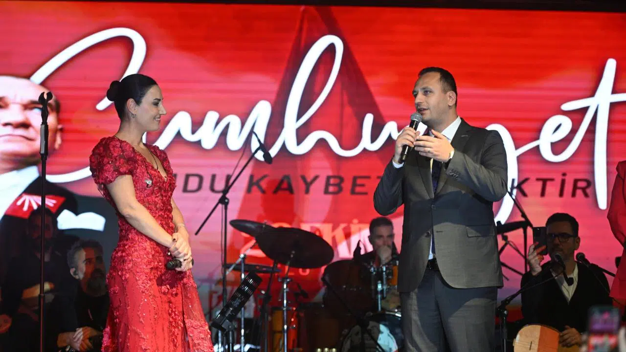 Bornova’da 29 Ekim Coşkusu