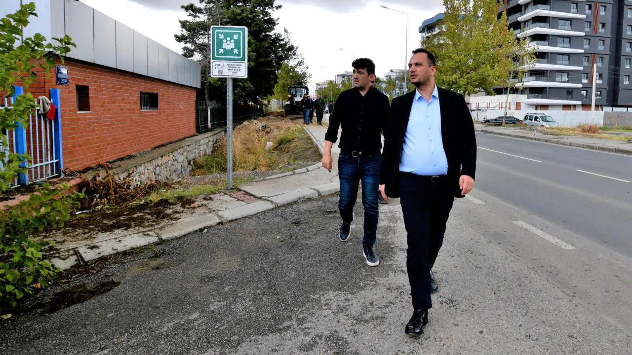 Bornova’da öğrenciler için güvenli yollar