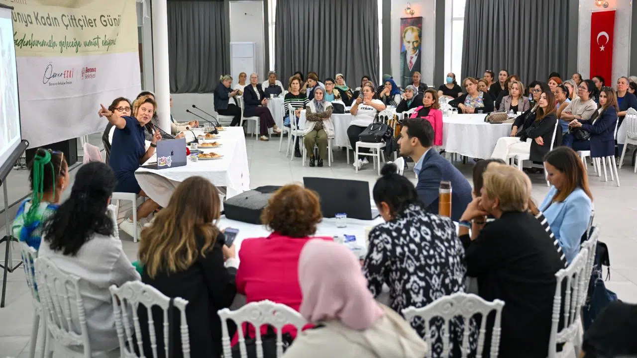 Bornovalı kadınlar geleceğe umut ekiyor