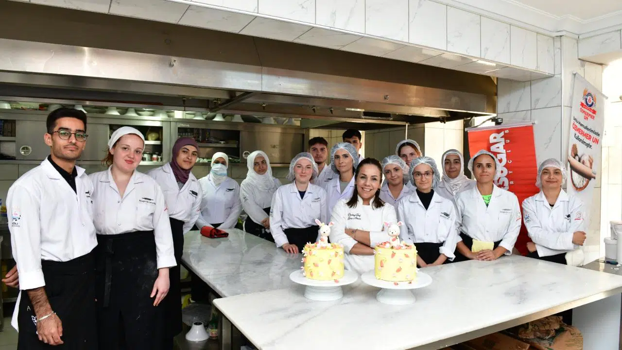 Çiğli’de 300 saatlik eğitimle mesleğe ilk adım