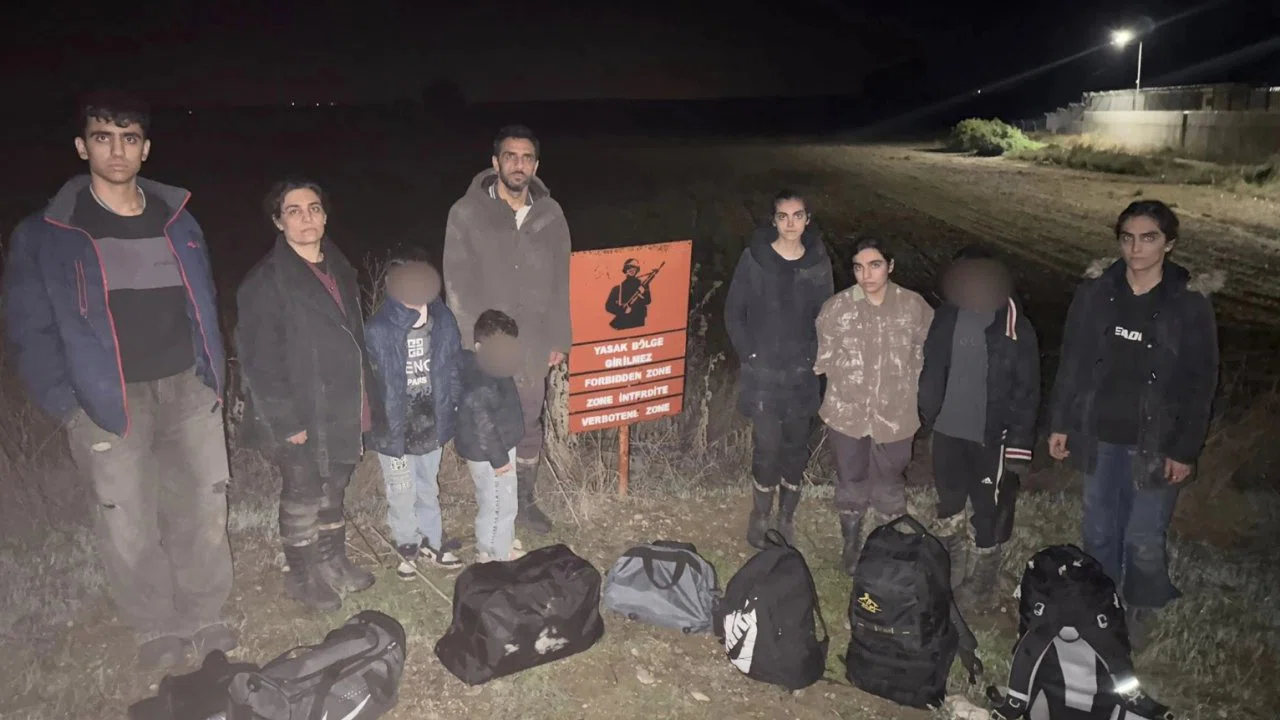 Edirne Uzunköprü'de 16 kaçak göçmen yakalandı