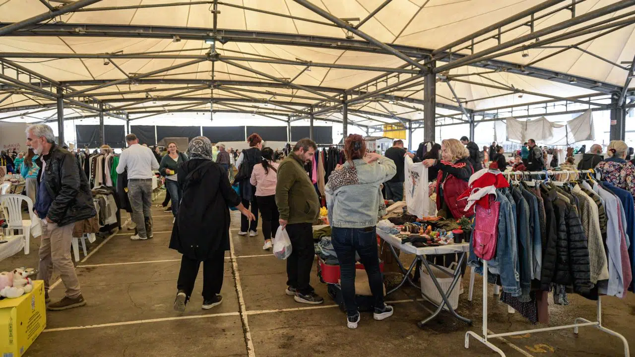 İkinci El Pazarı 5 ilçede dayanışmayı büyütüyor