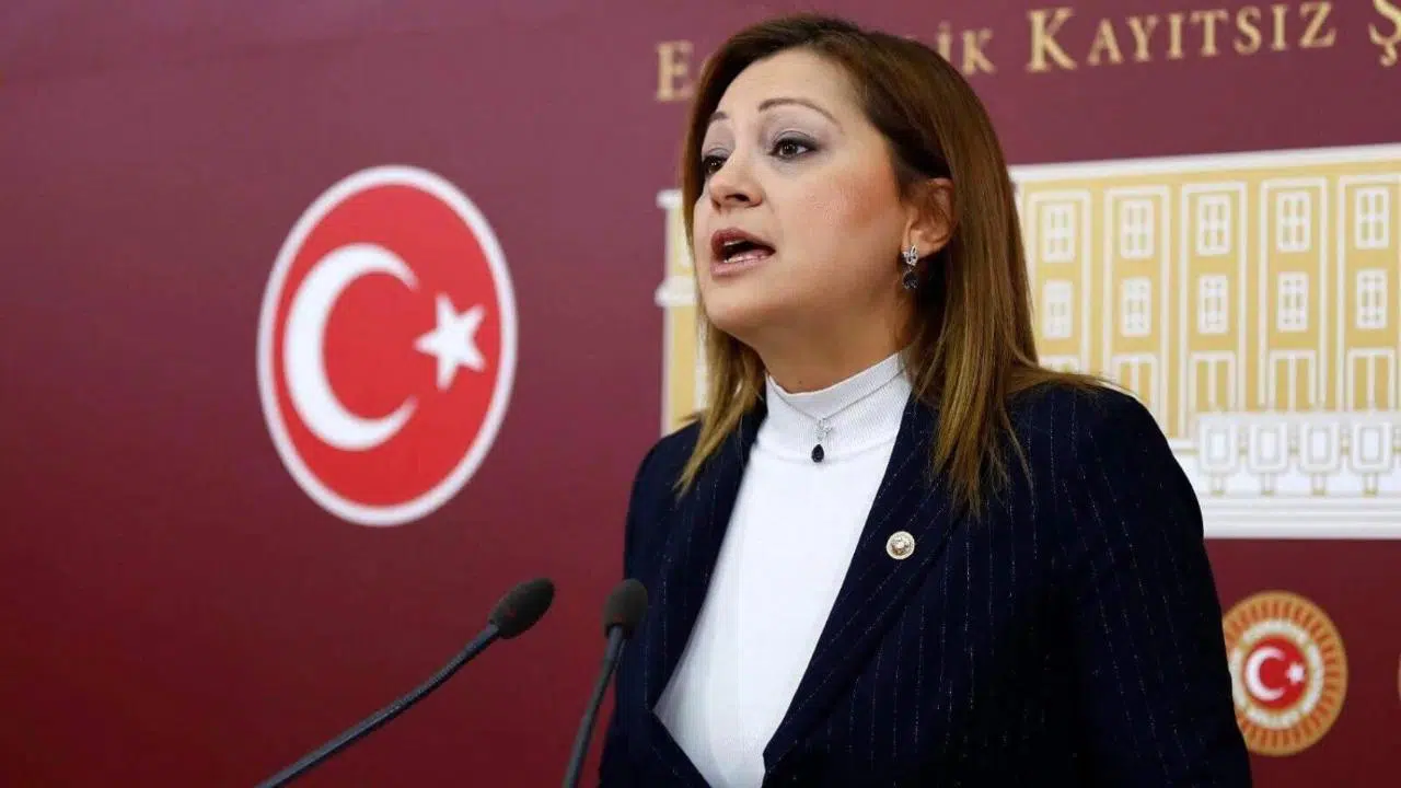 Siyaset kulislerini hareketlendirmişti: Afyonkarahisar Belediye Başkanı Burcu Köksal sessizliğini bozdu