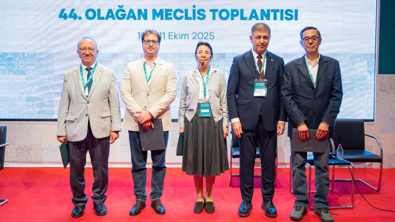 Tugay: Kentlerimizin geleceğini yeni sistemleri yerel düzeyde uygulama yeteneği belirleyecek