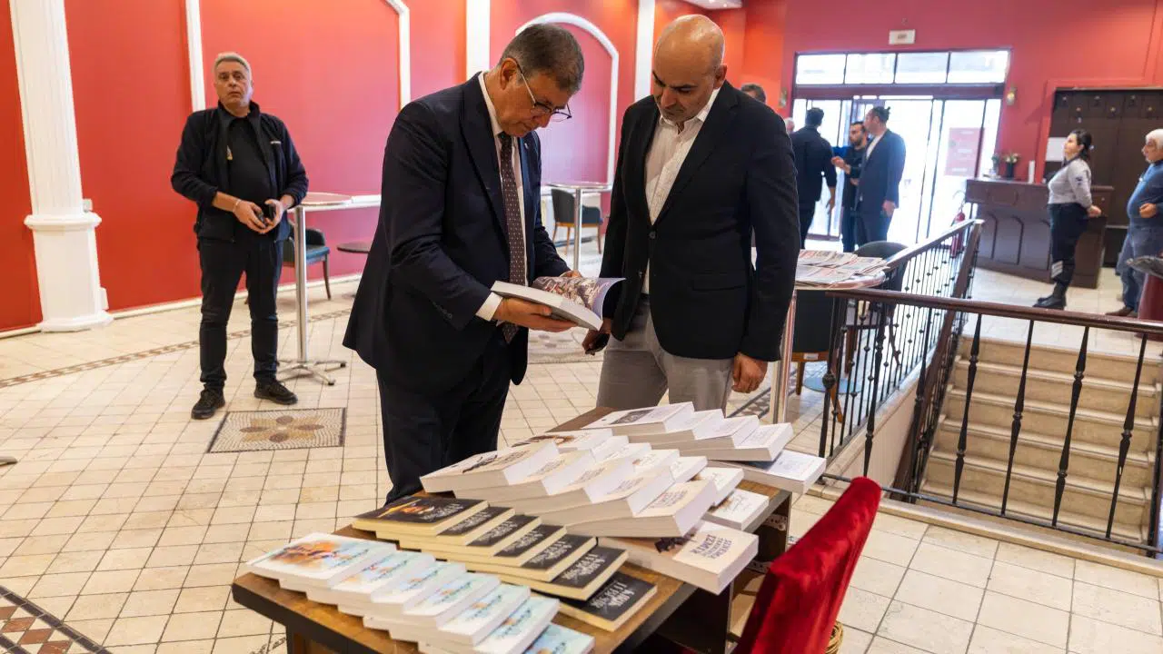 “Antroposen Çağı ve İzmir” konuşuldu Başkan Tugay: Bu sistemi düşünen beyinler değişterecek