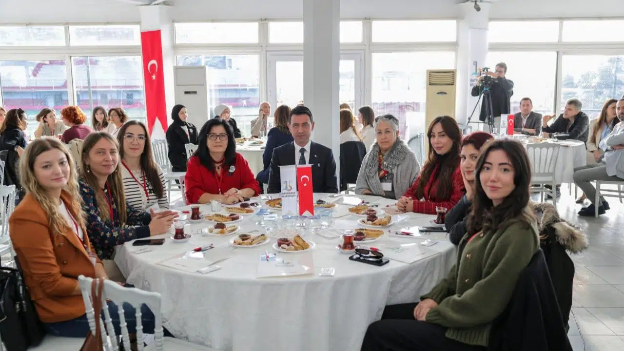 Bayraklı’da Kadına Yönelik Şiddetle Mücadele Çalıştayı