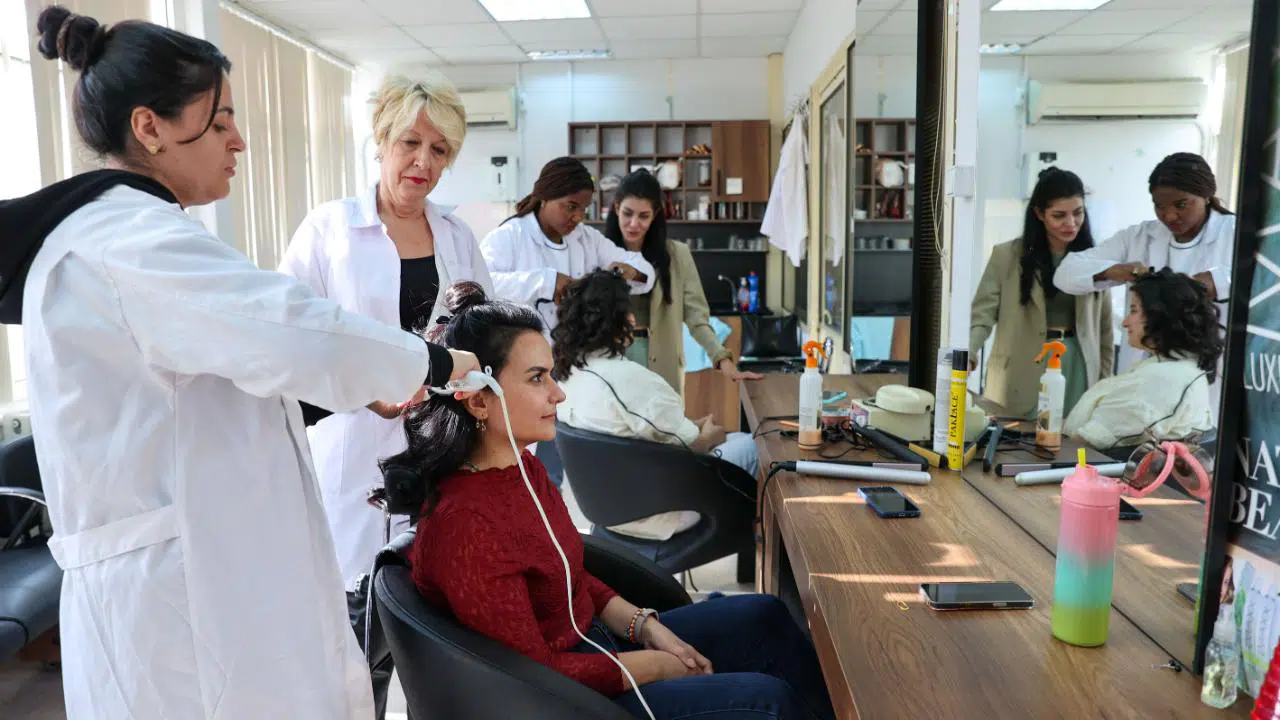 Buca Belediyesi’nin kursları kadınlara kariyer kapılarını açıyor