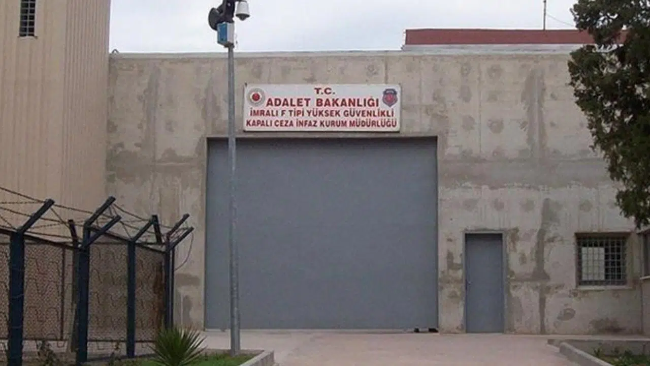 Gündemdeki İmralı görüşmesi öncesi itiraz geldi: 'Öcalan ile görüşülürse...'