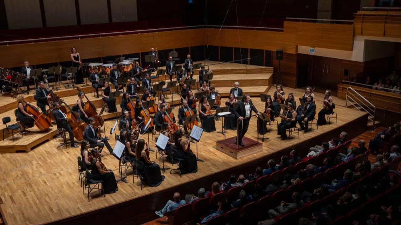 İzmir’de unutulmayacak bir klasik müzik gecesi