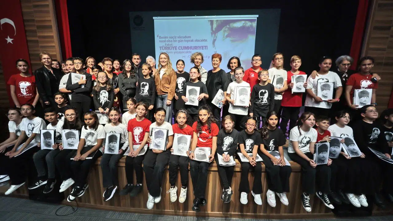 Konak Ata’sını duygu dolu oratoryo ile andı