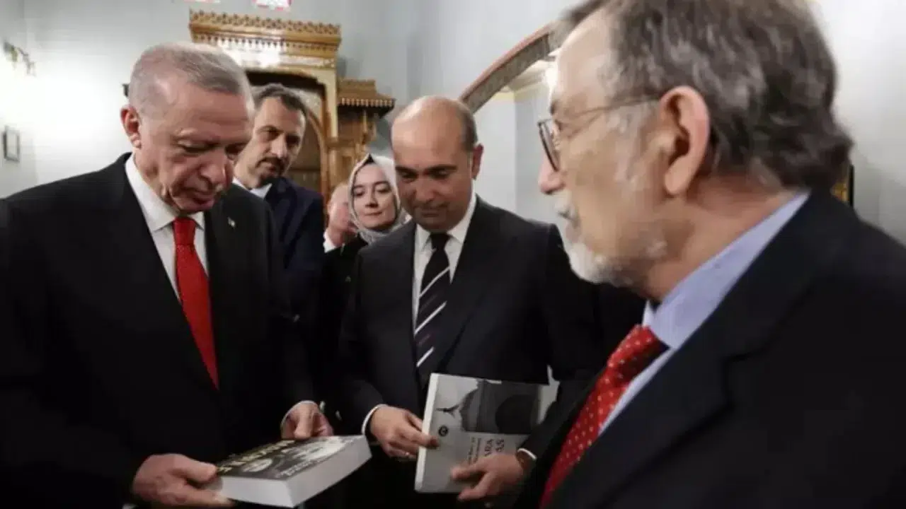 Mahkeme salonunda Murat Bardakçı'ya sert tepki: 'Mutlu musun, seninkiler kazandı'