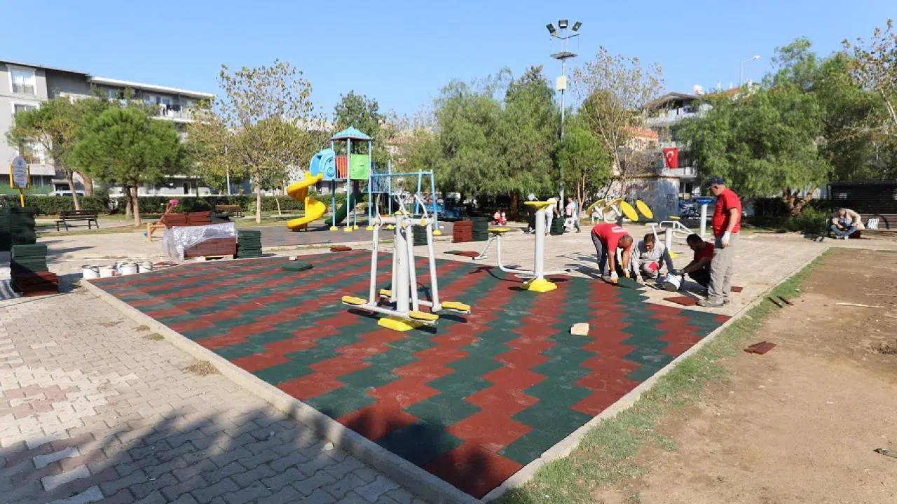 Menderes’te Kauçuk Yenileme Operasyonu