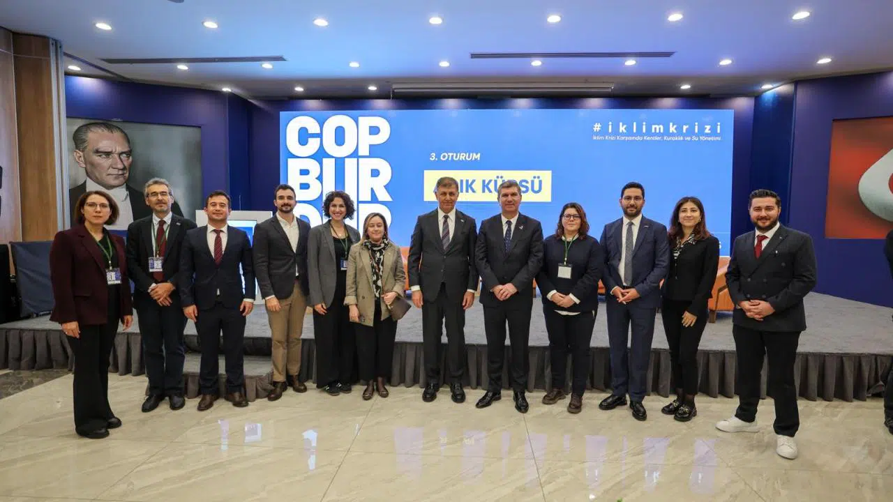 Başkan Tugay Burdur'da konuştu: Kendi kendine yeten şehirler artık bir gereklilik