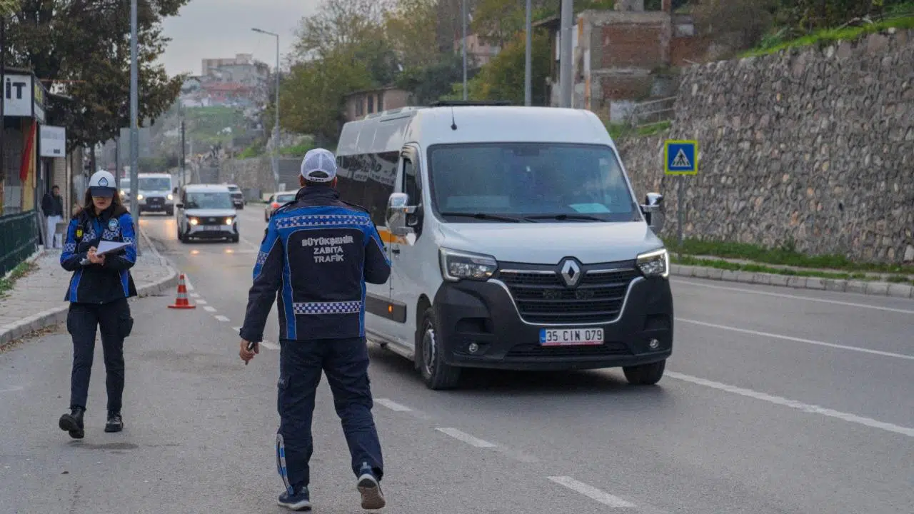 Büyükşehir Zabıtası’ndan dronlu takip