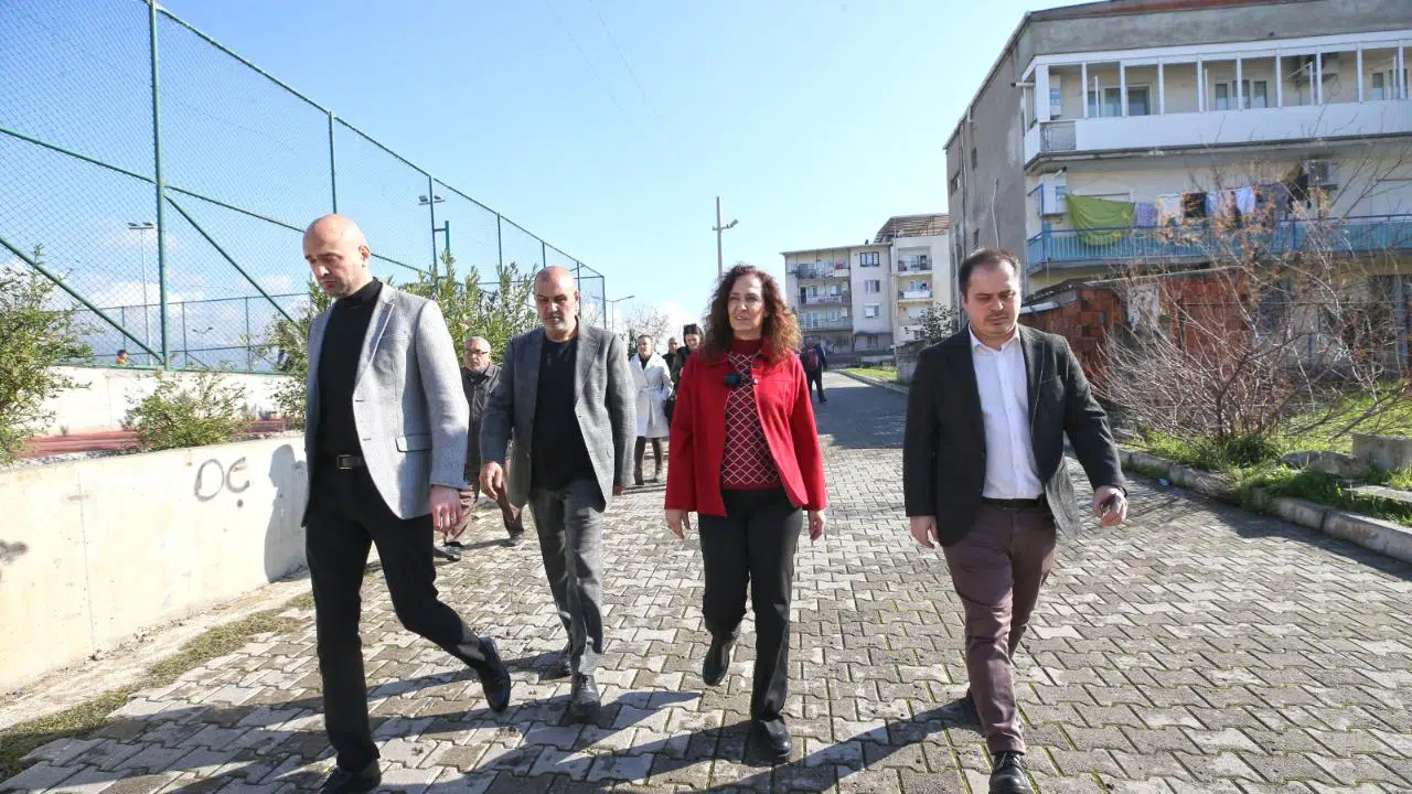Karşıyaka Belediyesi’nden 1 yılda 76 bin talebe çözüm!