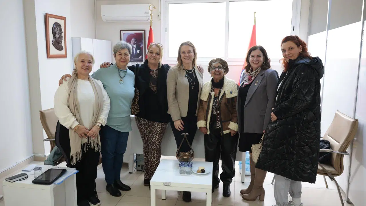 Konak’ta Komşu Buluşmaları’nın altıncısı yoğun ilgiyle gerçekleşti