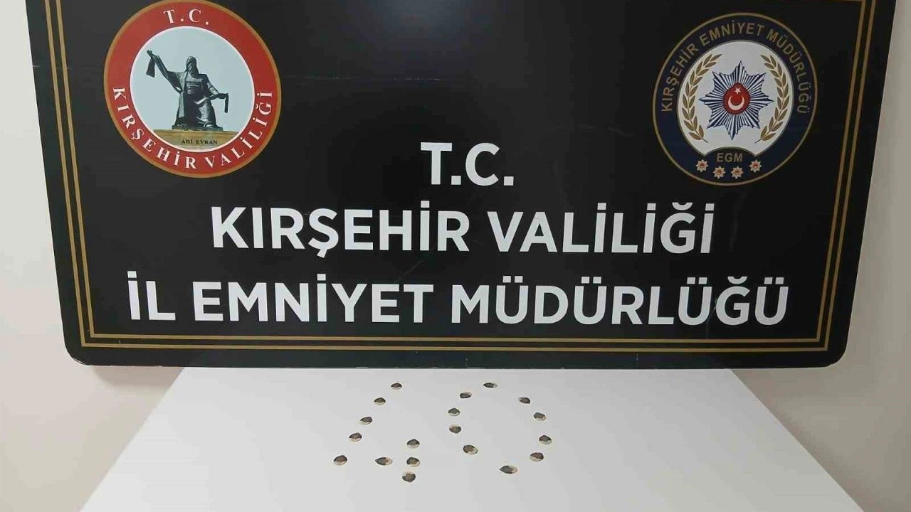 Sahte altın satmaya çalıştı polise yakalandı