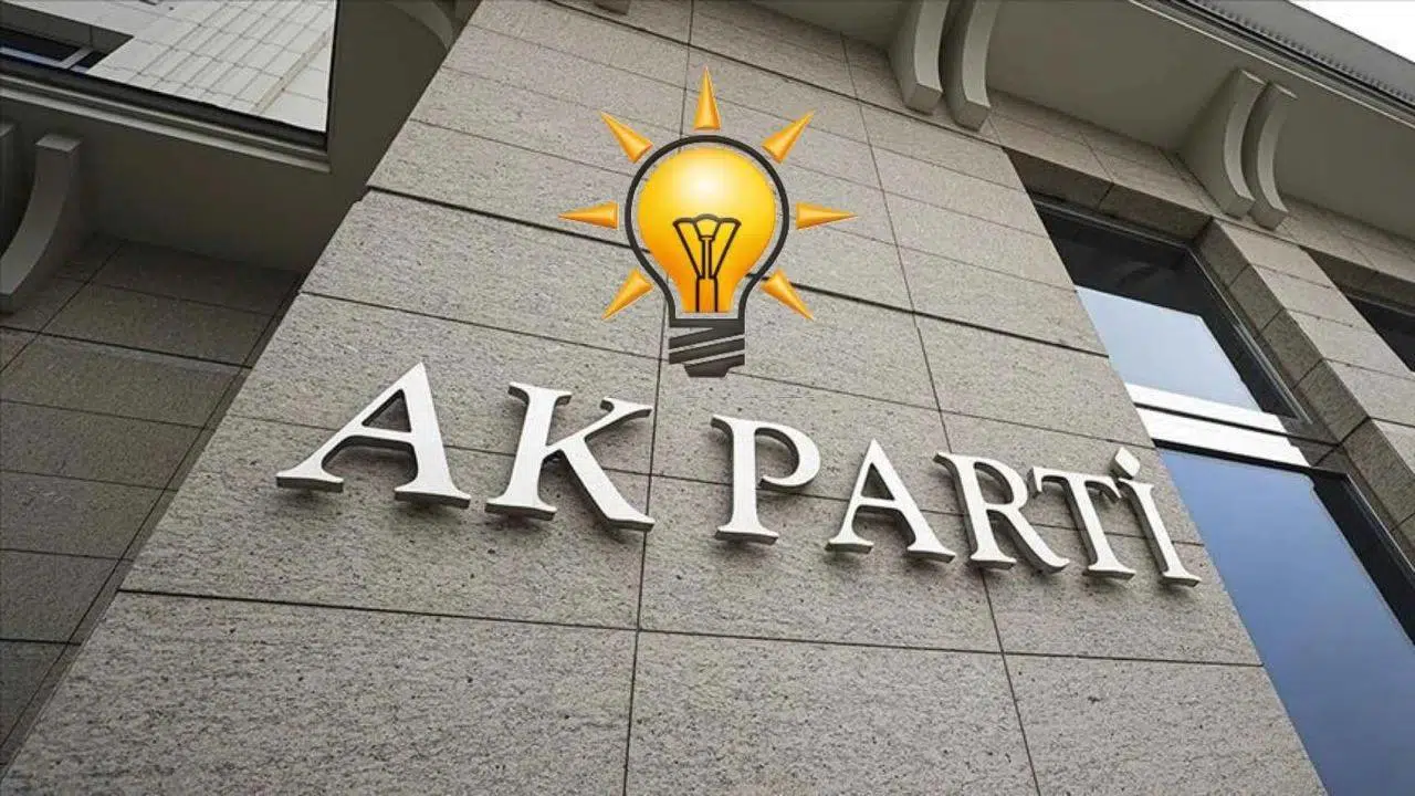 AK Parti İzmir teşkilatında deprem! Dört ilçe başkanı ve yönetimi görevden alındı