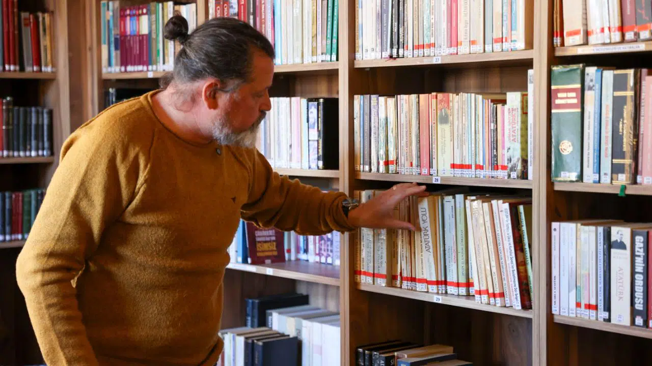 Cumhuriyet Kütüphanesi araştırmacıların uğrak noktası oldu